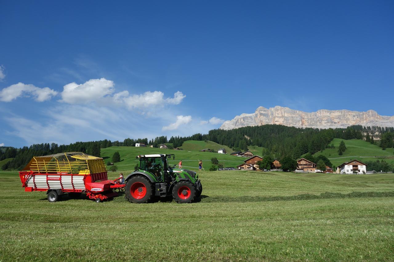 Agriturismo Anvi Apartment Badia  Bagian luar foto